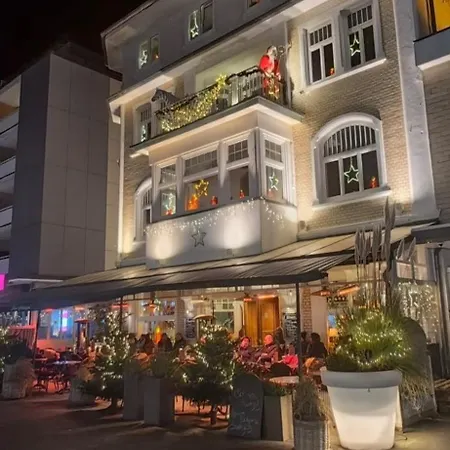 Gaestehaus Cafe Orth 21