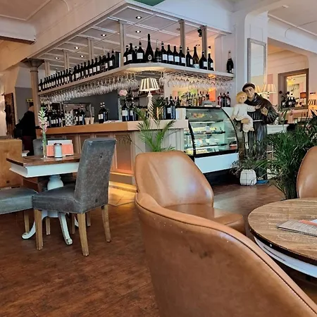 Gaestehaus Cafe Orth 21 Appartement *