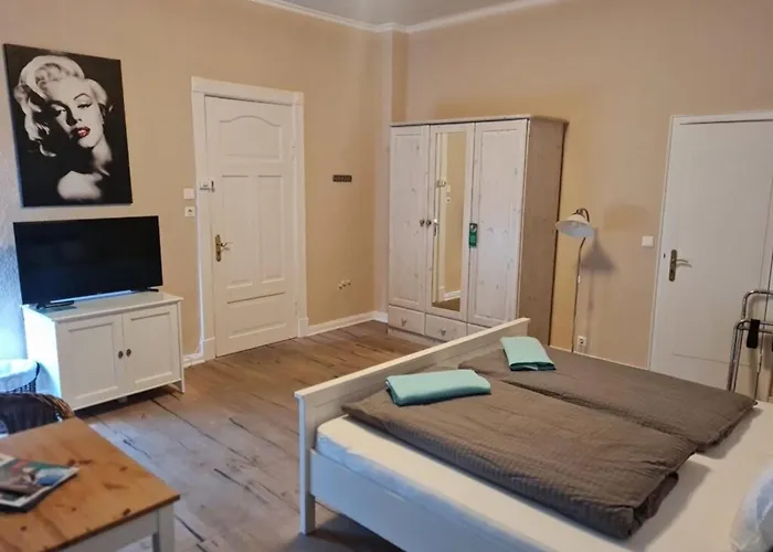 Apartmán Gaestehaus Cafe Orth 21 *